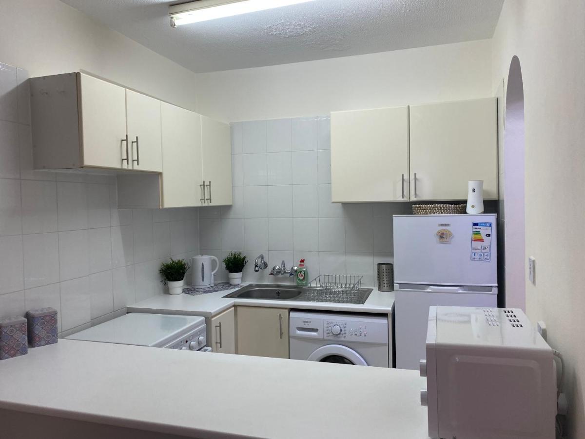 Diamond Apartment With Stunning Sea View Paphos Exterior foto